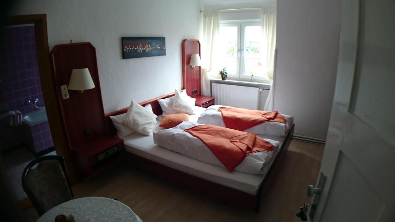 Hotel Cafe Meynen บาดมุนดาร์อัมไดส์เทอร์ ภายนอก รูปภาพ